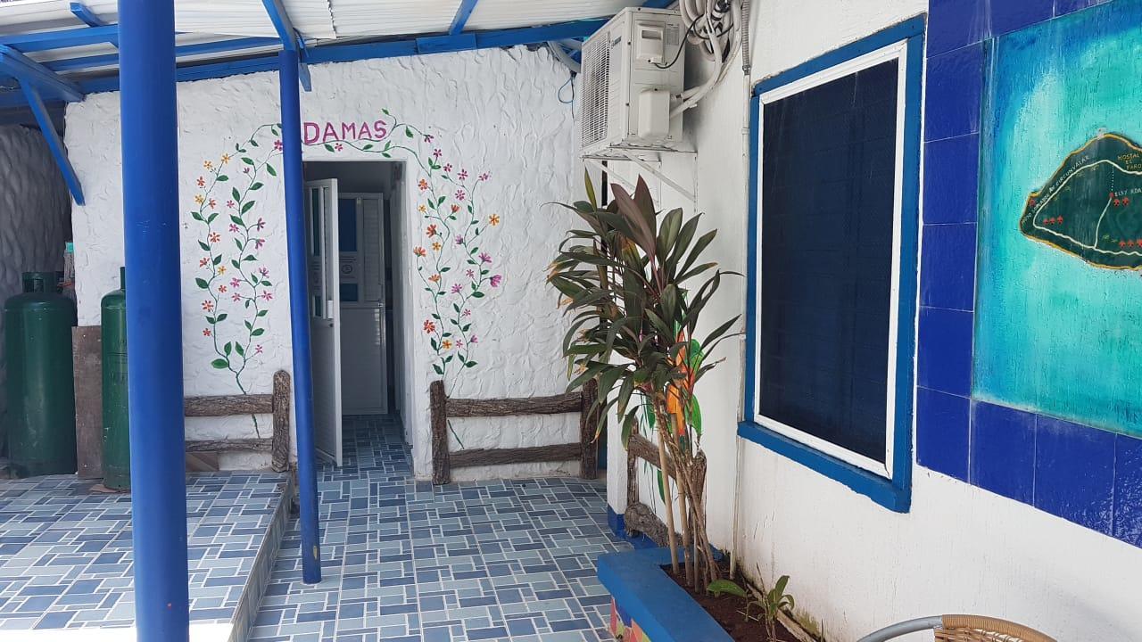 Quarto Individual com Banheiro Compartilhado